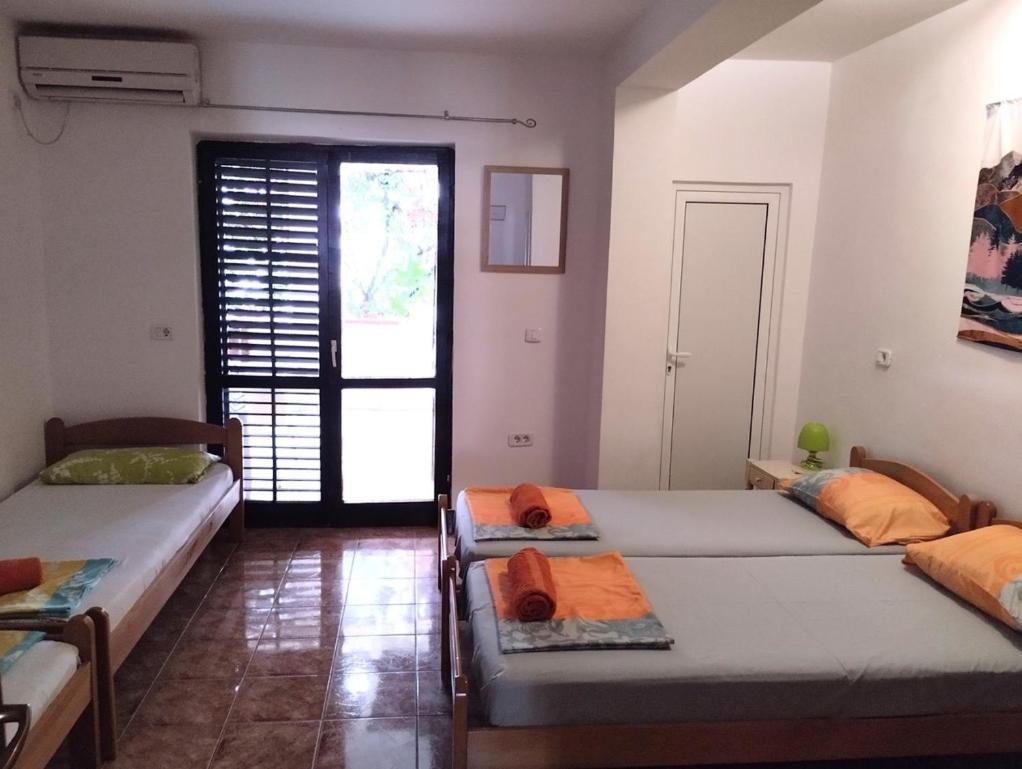 Apartment Sandra Budva Buitenkant foto